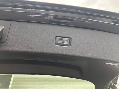 2026 AUDI Q8 photo 11