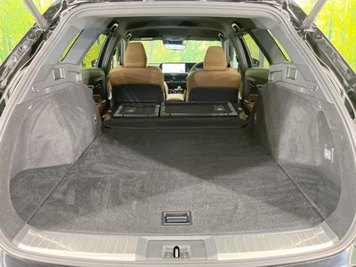 2025 Toyota CROWN ESTATE thumbnail 35