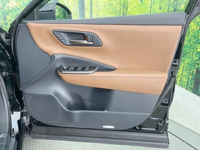 2025 Toyota CROWN ESTATE thumbnail 39