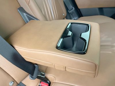 2025 Toyota CROWN ESTATE thumbnail 42