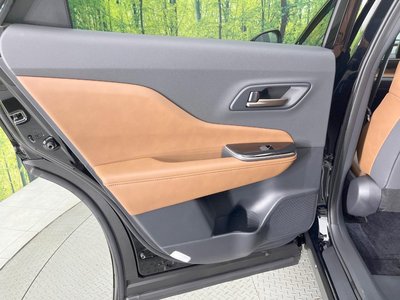 2025 Toyota CROWN ESTATE thumbnail 36