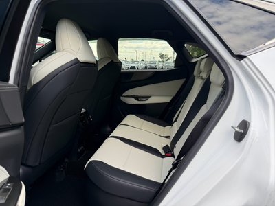 صورة مصغرة 71 لـ 2023 Lexus NX