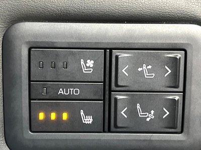 2025 Toyota ALPHARD — фото 42