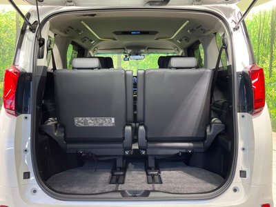 2022 Toyota ALPHARD — фото 47
