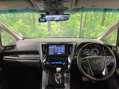2022 Toyota ALPHARD — фото 2