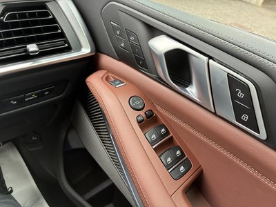 2025 BMW X5 thumbnail 21