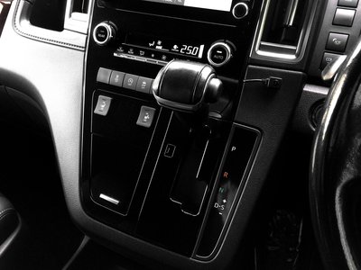 2020 Toyota GRAND ACE — фото 32