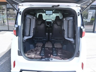 2024 Toyota ALPHARD — фото 47