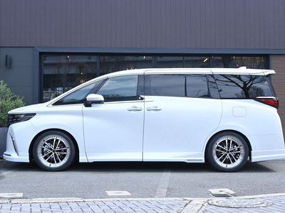 2024 Toyota ALPHARD — фото 5