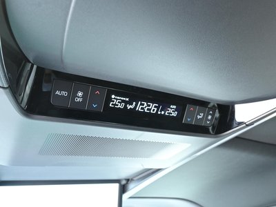 2024 Toyota ALPHARD — фото 41