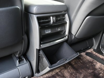 2024 Toyota ALPHARD — фото 42