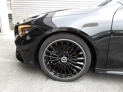 2025 Mercedes-BENZ CLA photo 2