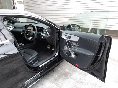 2025 Mercedes-BENZ CLA thumbnail 38