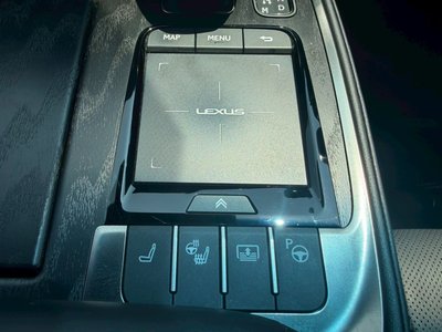 2021 Lexus LS thumbnail 42