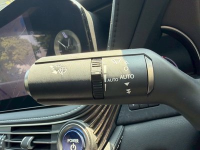 2021 Lexus LS thumbnail 33