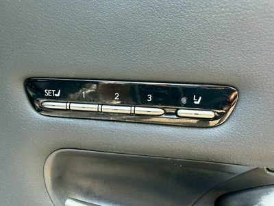 2021 Lexus LS thumbnail 30