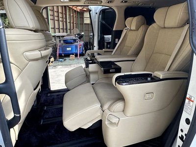 2021 Toyota ALPHARD — фото 36