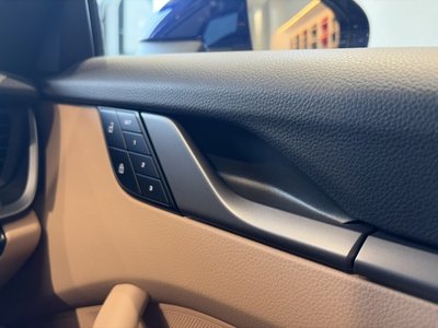 2024 Porsche 911 thumbnail 18