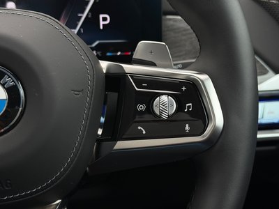 2025 BMW 7 SERIES thumbnail 22