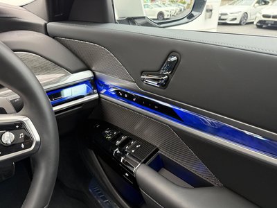 2025 BMW 7 SERIES thumbnail 25