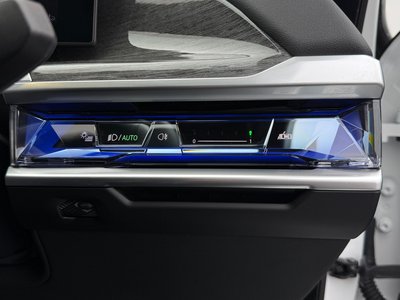 2025 BMW 7 SERIES thumbnail 28