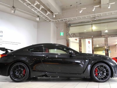 2019 Lexus RC F photo 7
