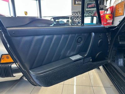 1990 Porsche 911 thumbnail 17