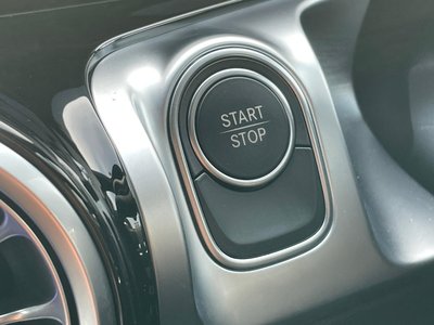 صورة 8 لـ 2024 Mercedes-BENZ EQB