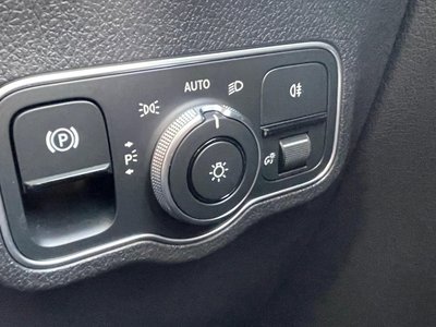 صورة 9 لـ 2024 Mercedes-BENZ EQB