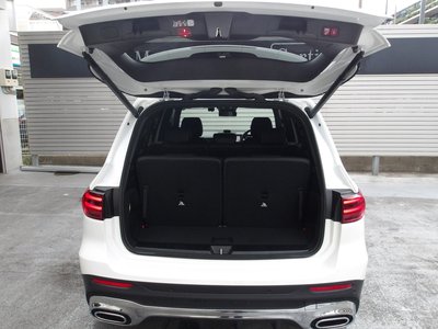 2025 Mercedes-BENZ GLB thumbnail 46