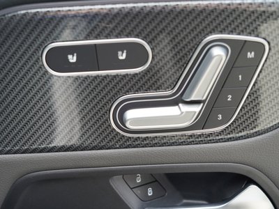 2021 Mercedes-BENZ GLB AMG 照片 23
