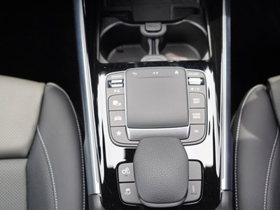 2021 Mercedes-BENZ GLB AMG 照片 44