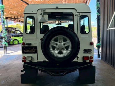 1999 LAND Rover DEFENDER photo 12
