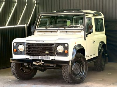 1999 LAND Rover DEFENDER photo 2