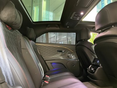 صورة 14 لـ 2021 Bentley FLYING SPUR