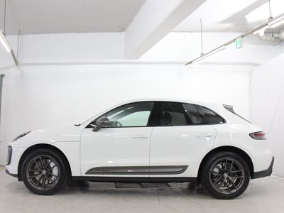 2022 Porsche MACAN photo 7