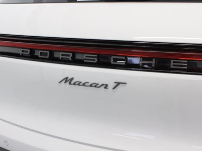 2022 Porsche MACAN photo 71