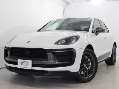 2022 Porsche MACAN photo 1