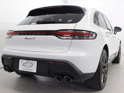 2022 Porsche MACAN photo 23