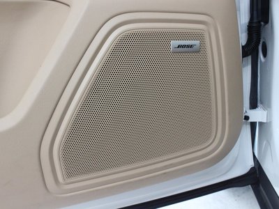 2022 Porsche MACAN photo 45