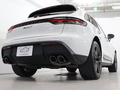 2022 Porsche MACAN photo 25