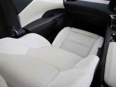 2023 Lexus RX — миниатюра 71
