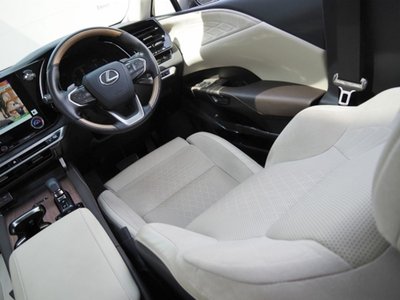 2023 Lexus RX — миниатюра 72