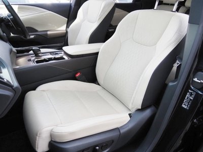2023 Lexus RX — миниатюра 29