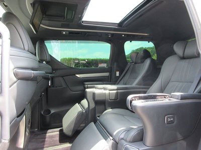 2019 Toyota ALPHARD 照片 6