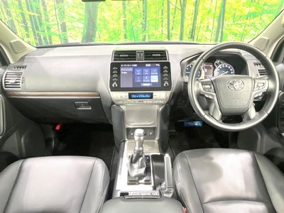 2023 Toyota LAND CRUISER PRADO 照片 2