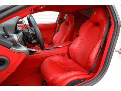2013 Ferrari F12 BERLINETTA 照片 44