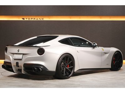 2013 Ferrari F12 BERLINETTA 照片 18