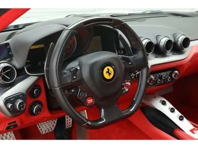 2013 Ferrari F12 BERLINETTA 照片 41