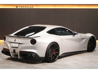 2013 Ferrari F12 BERLINETTA 照片 29